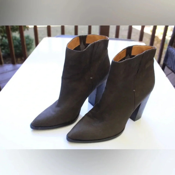 Halogen booties - Picture 4 of 12